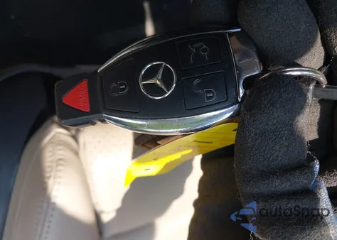 2018 Mercedes-Benz C 300 4Matic z USA, uszkodzony, nr VIN WDDWF4KBXJR404313